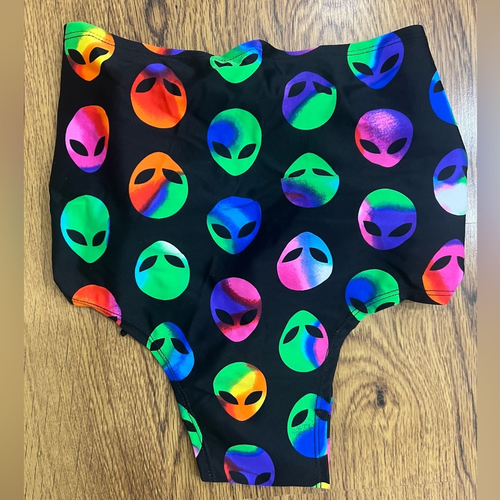 Alien Print Rave Festival High Waisted Booty Shorts S/M Neon EDM